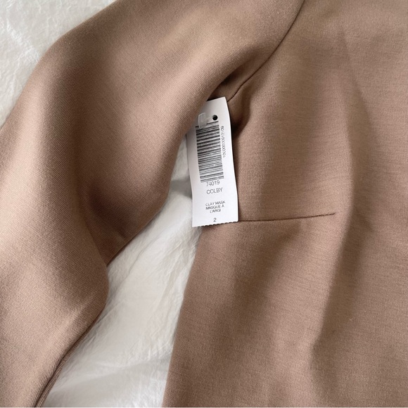 Aritzia Babaton Dress - Picture 2 of 4